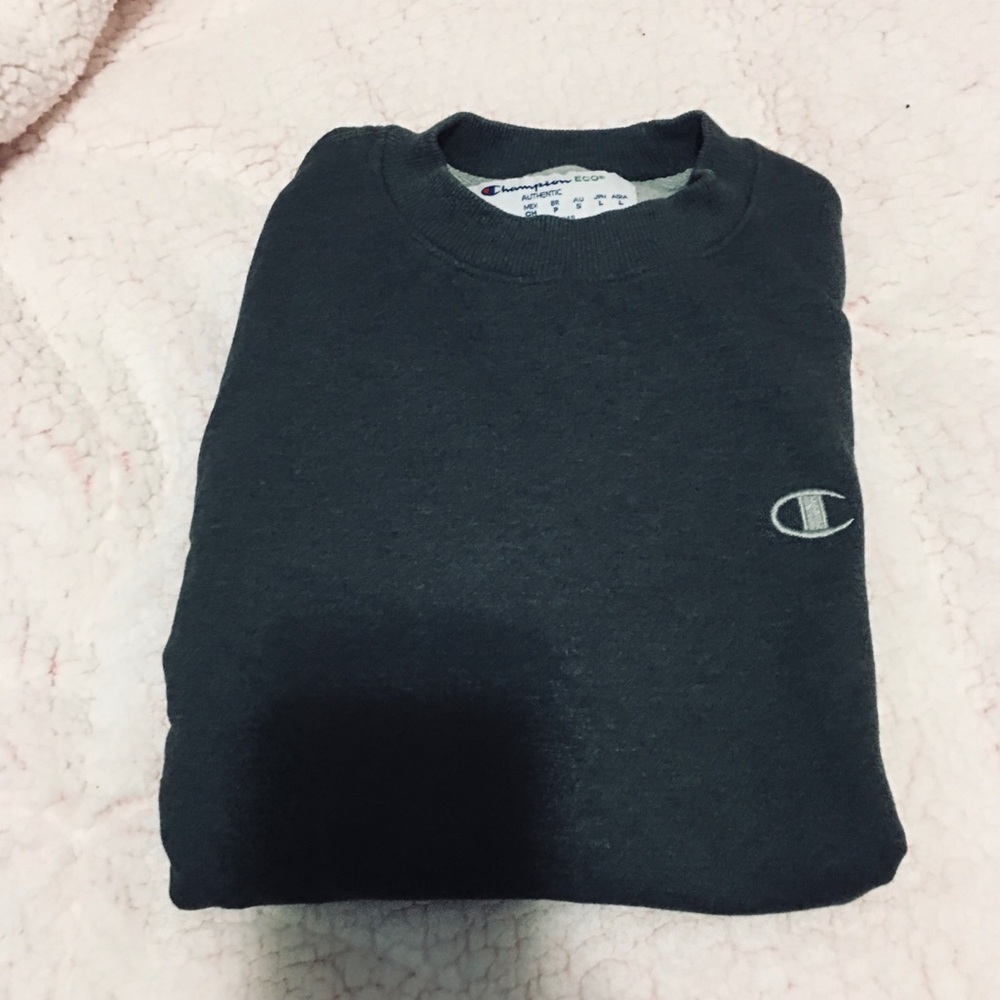 Champion womans grey sweatshirt 🌚